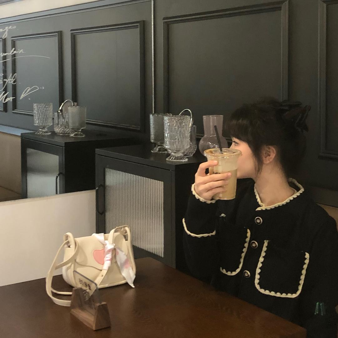 阿巴阿巴阿巴巴