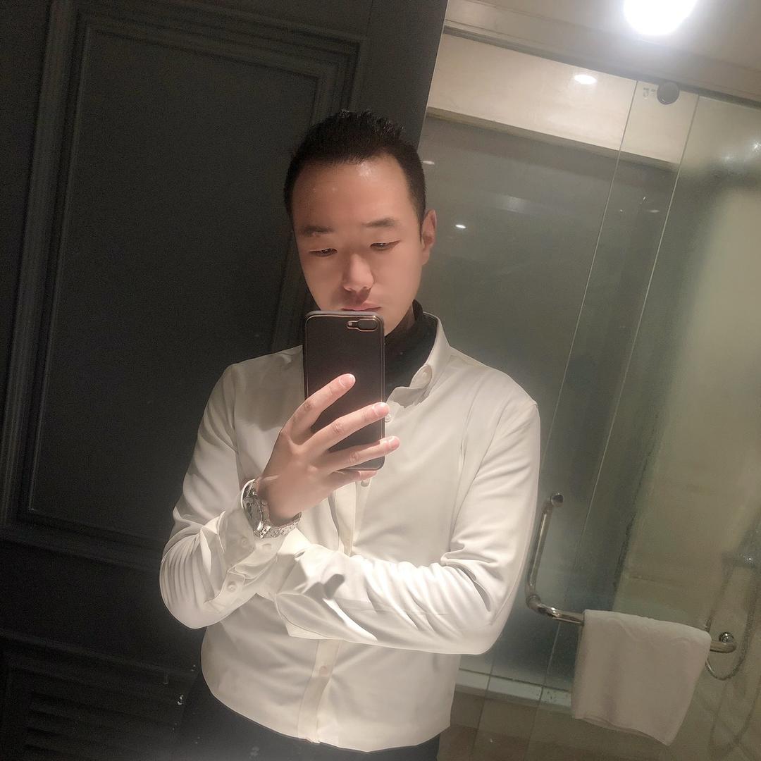 不情愿又不得不放开