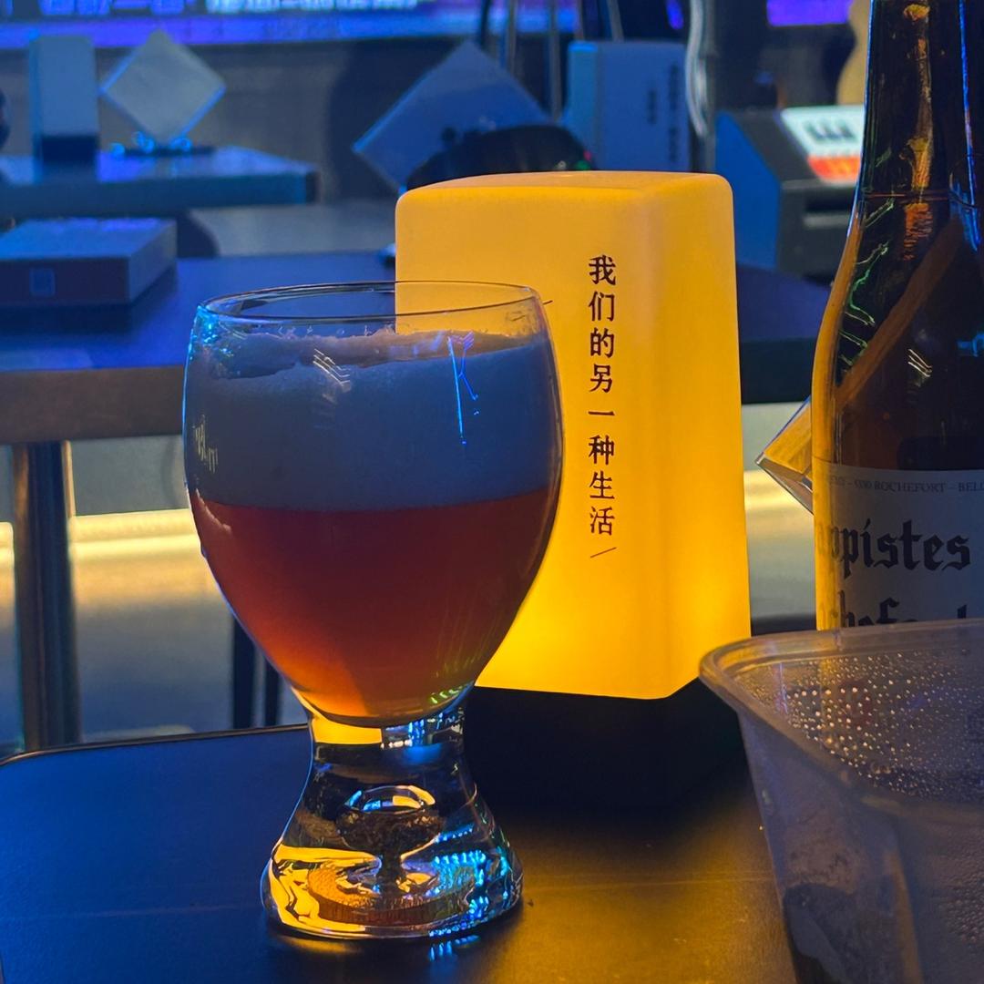 叁杯半Music Bar