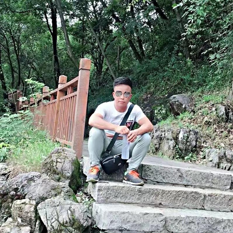 小王哥º