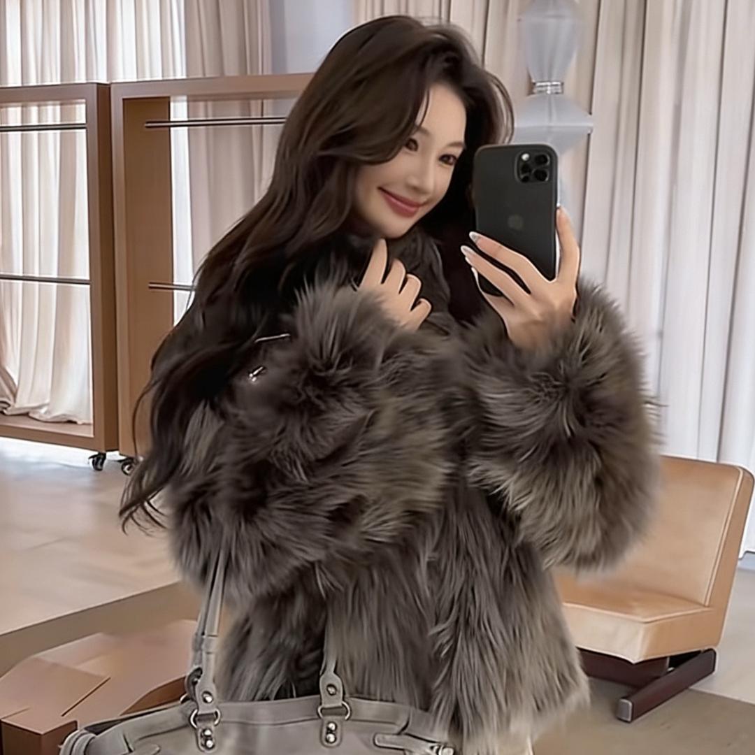 付智恩·高定皮草