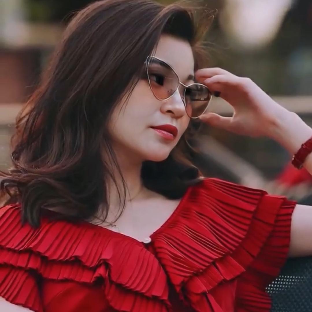 二姐🇨🇳🎙【中午12：18开播】