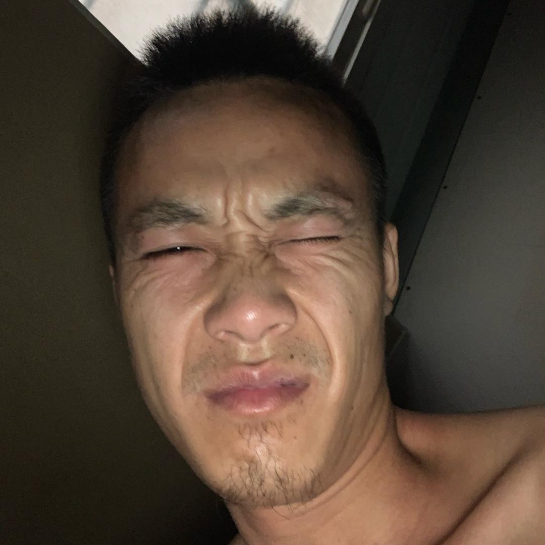 两个90后守村人