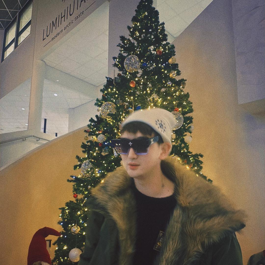 武汉第一深情：龙卷风🌪️🥃🥃