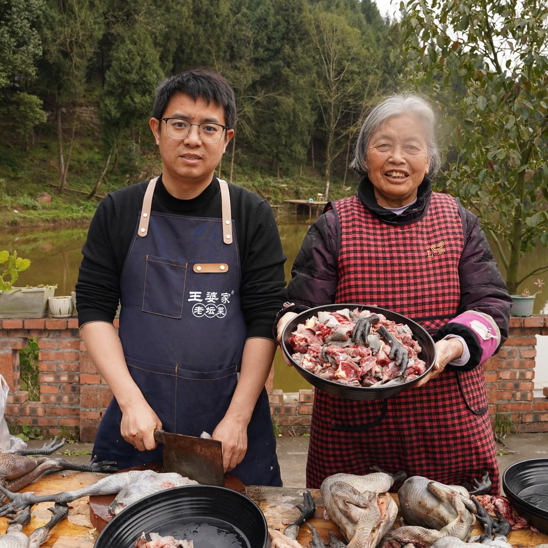王婆家老坛菜官方旗舰店