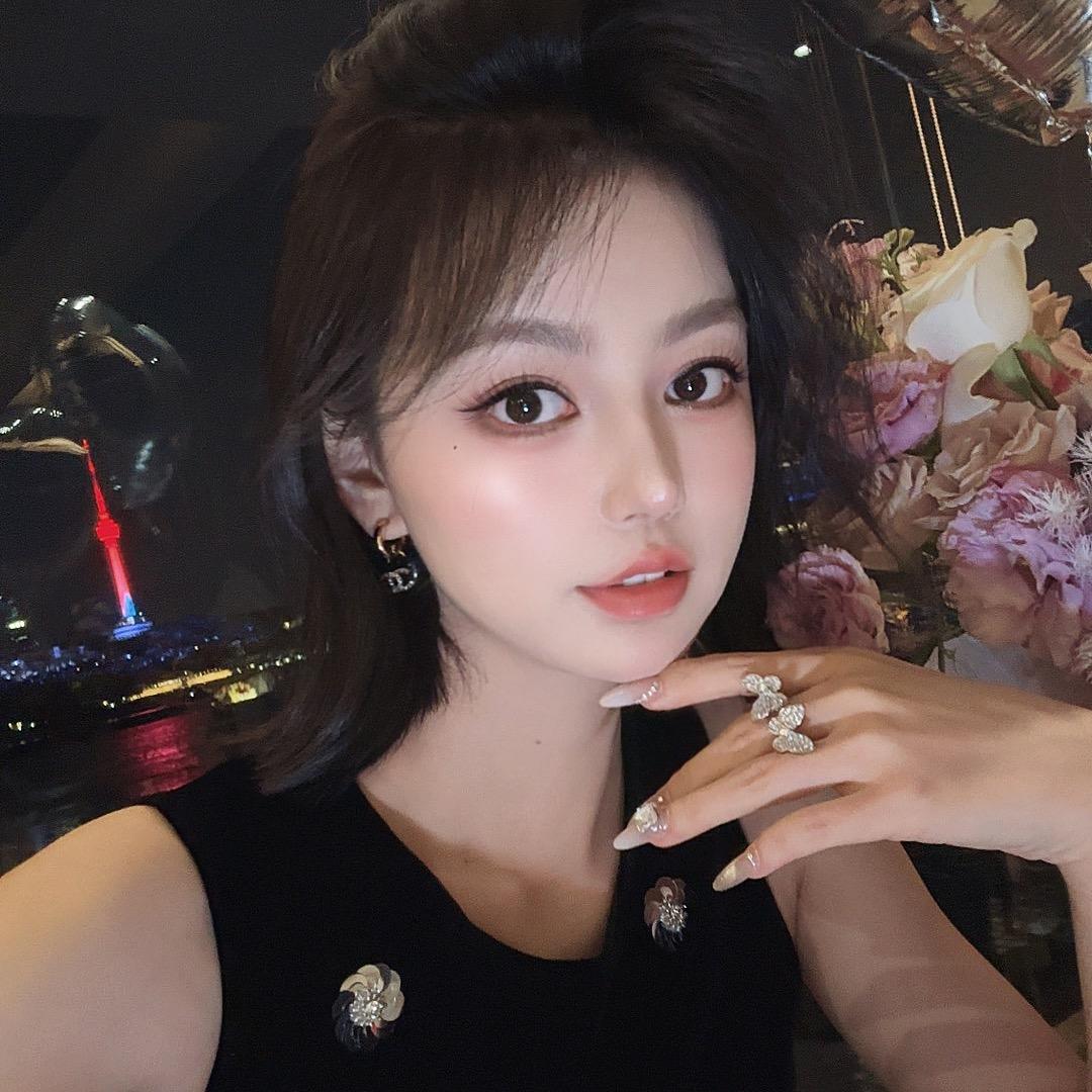 石笑笑呀