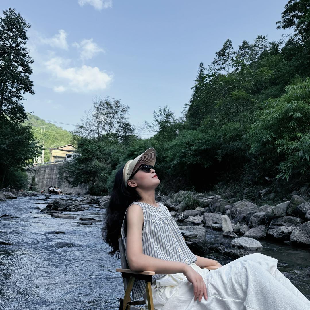乐意李吖