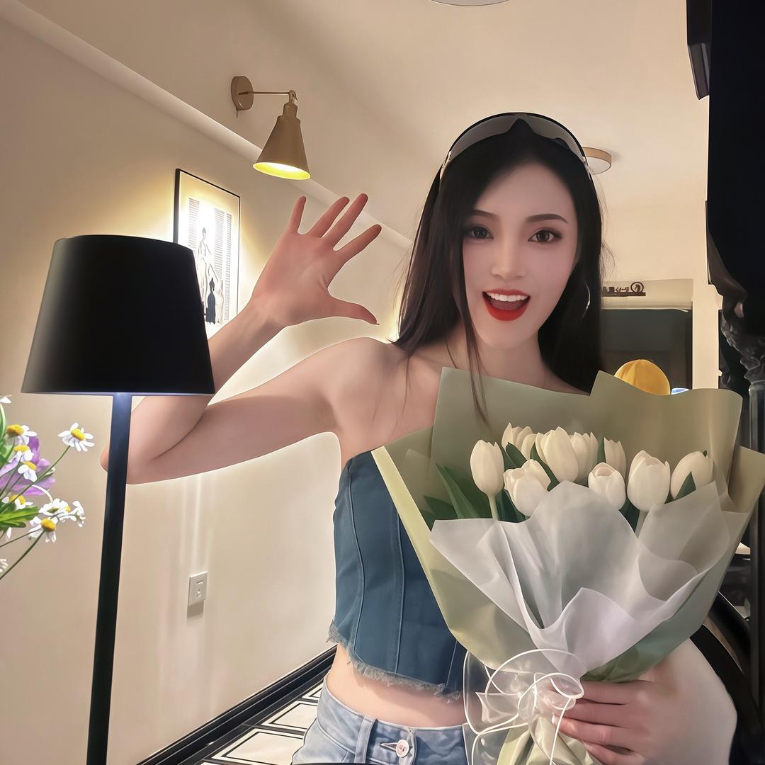 Tracy 鋾