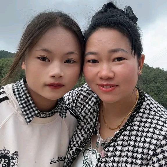 （会泽兰兰）