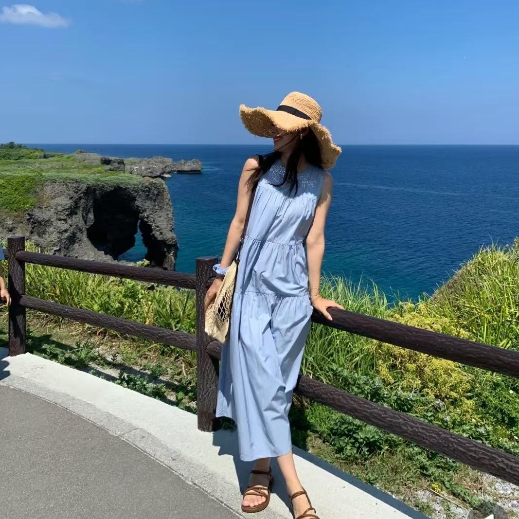 青墨白