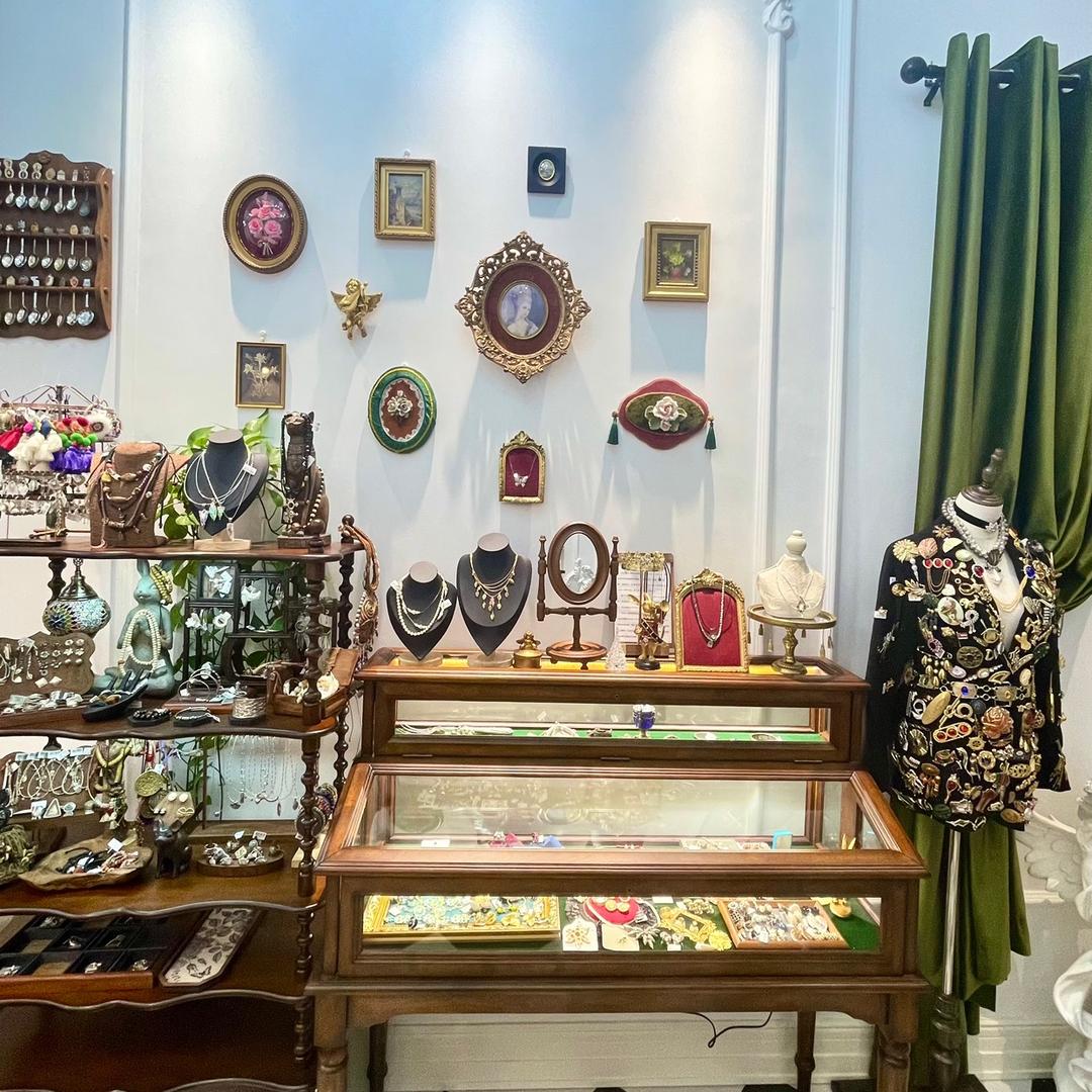 小鱼快跑Vintage中古店