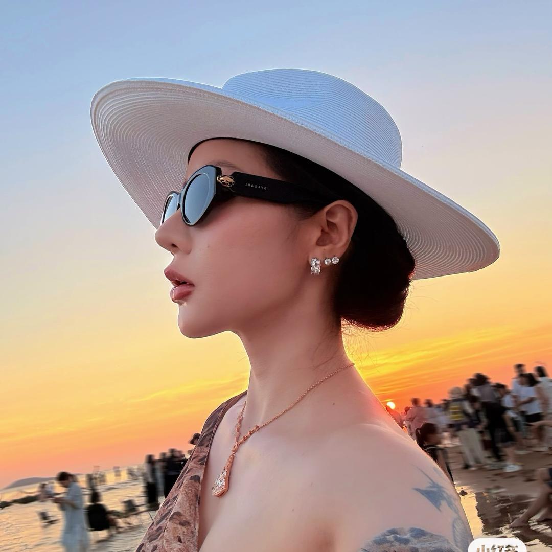 小小霸王龙