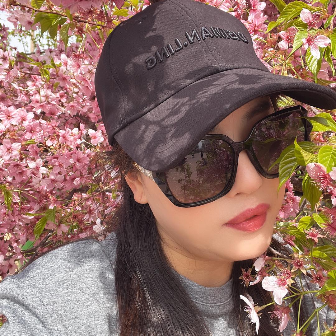 玲玲美容美发。