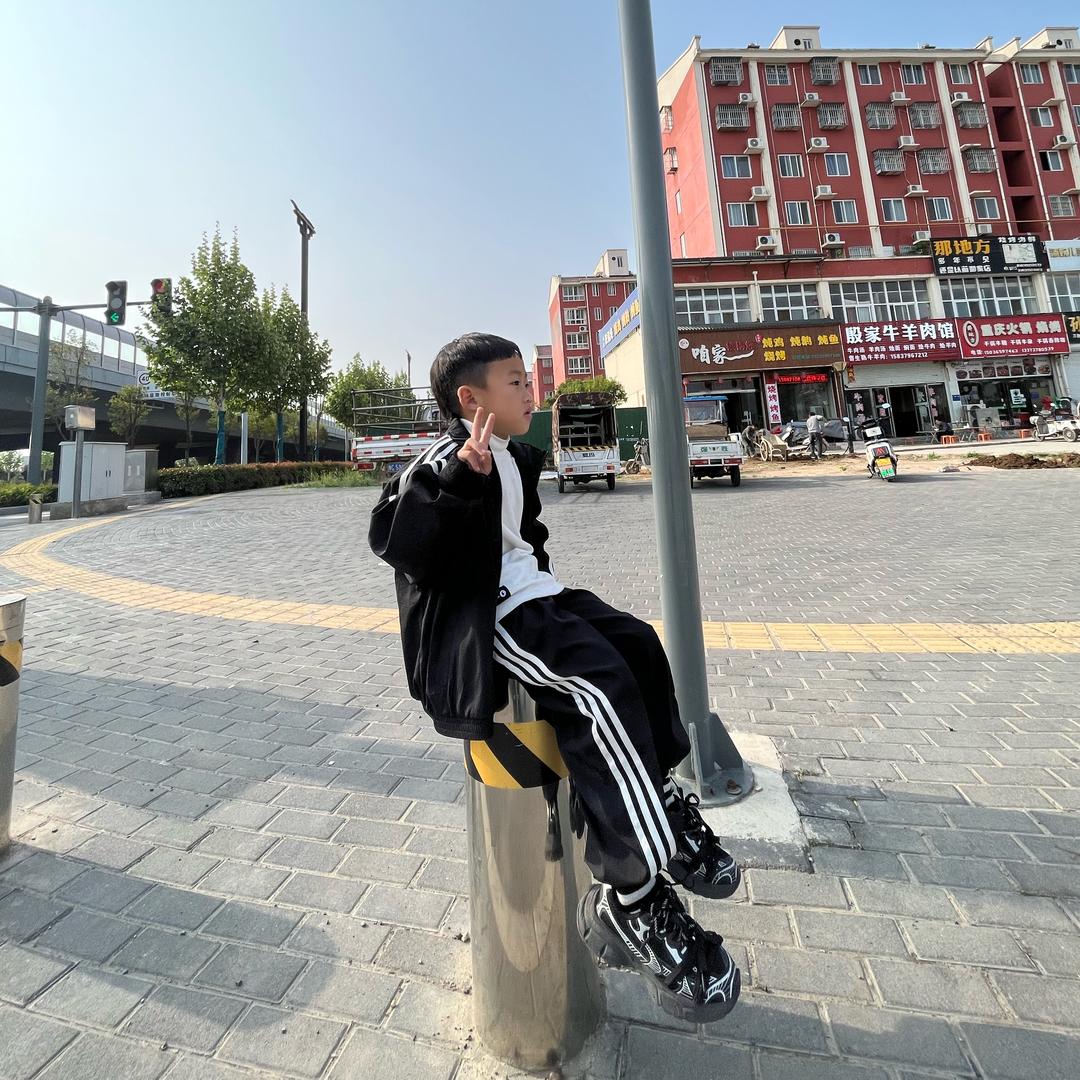 小朋友
