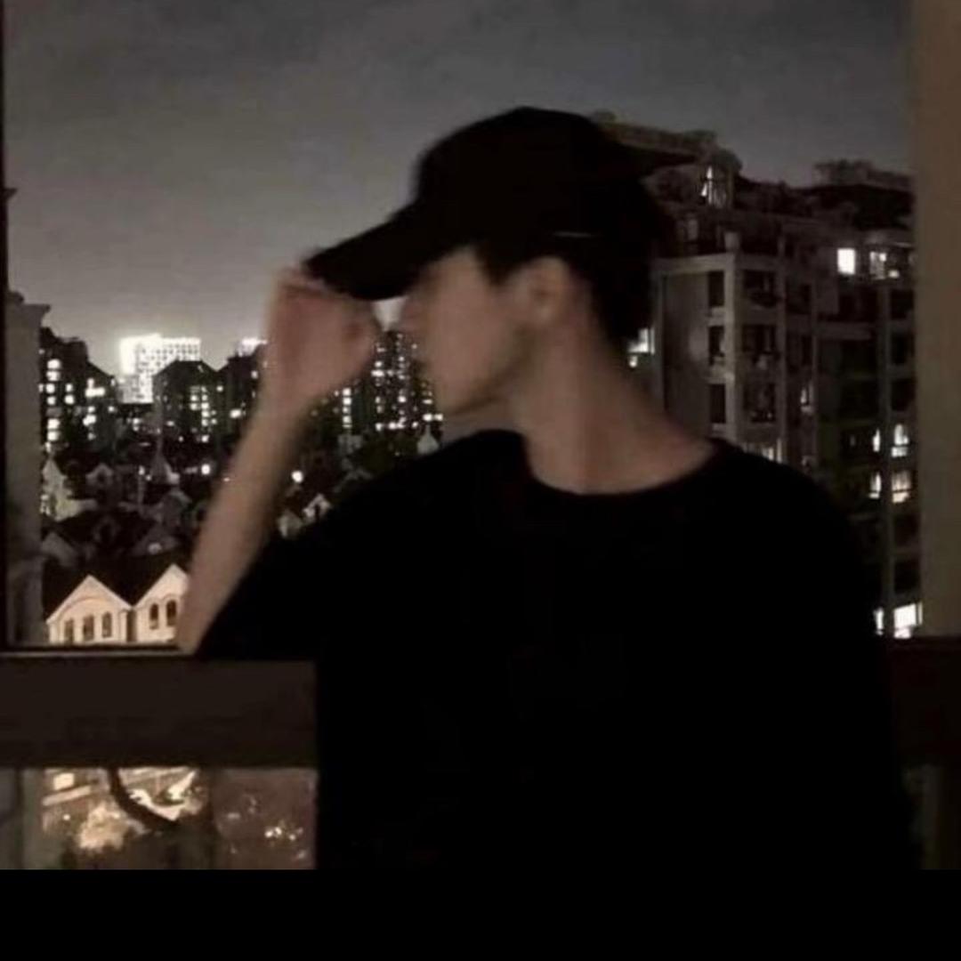不愛吃魚的貓、头像