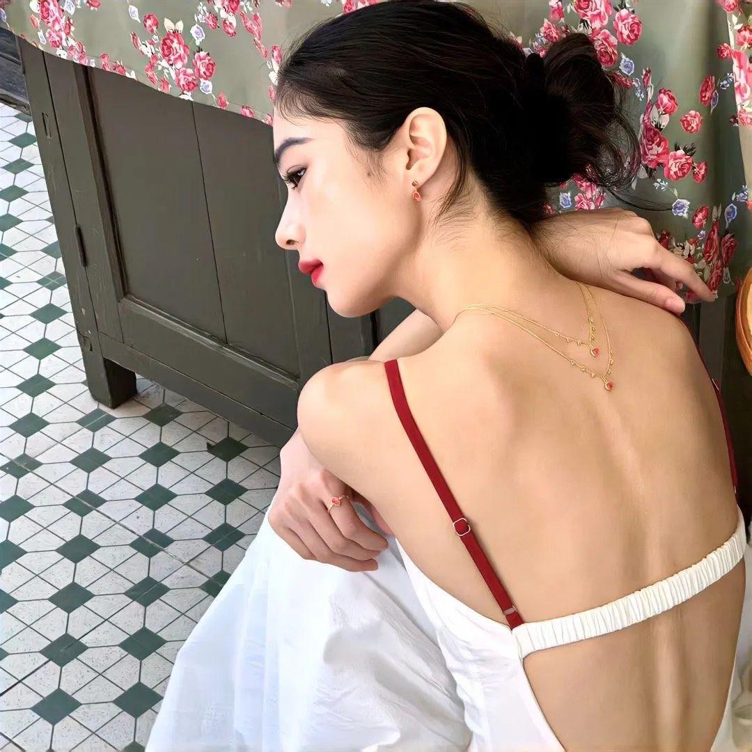 🎀.