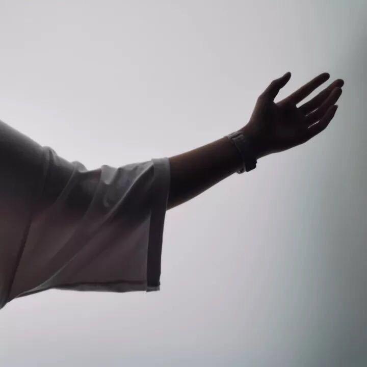 ______________