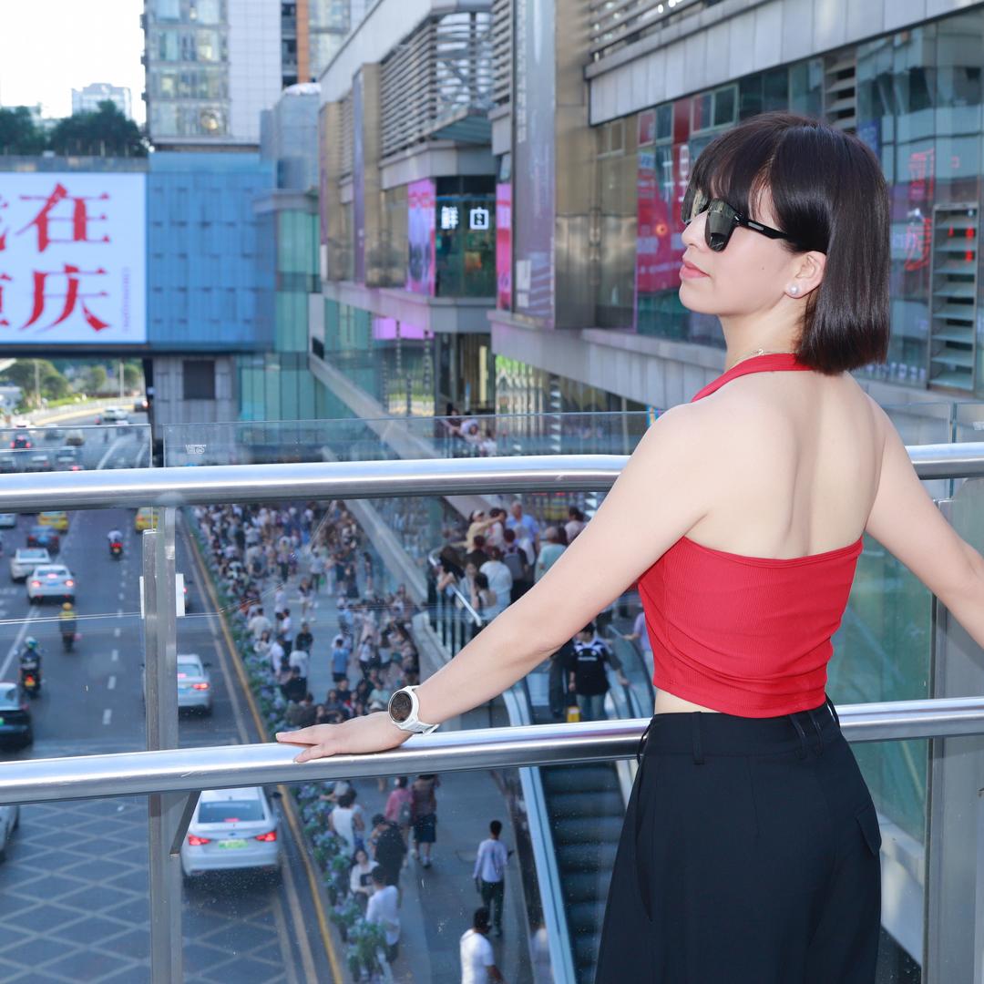 爱运动的女人贼美（大长腿小姐姐）