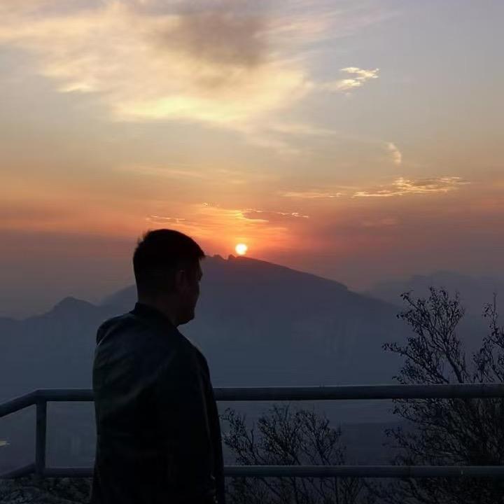 郑州木工张师傅