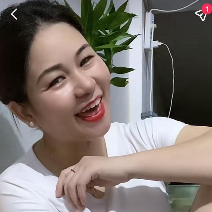 别碰小心非礼你