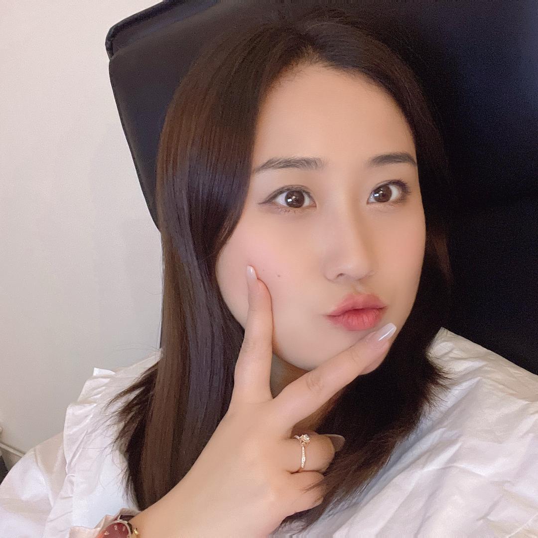 童彤向上吖