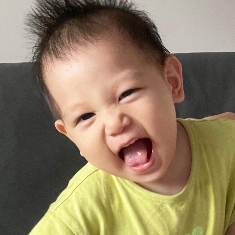 一只小阿硕🍼