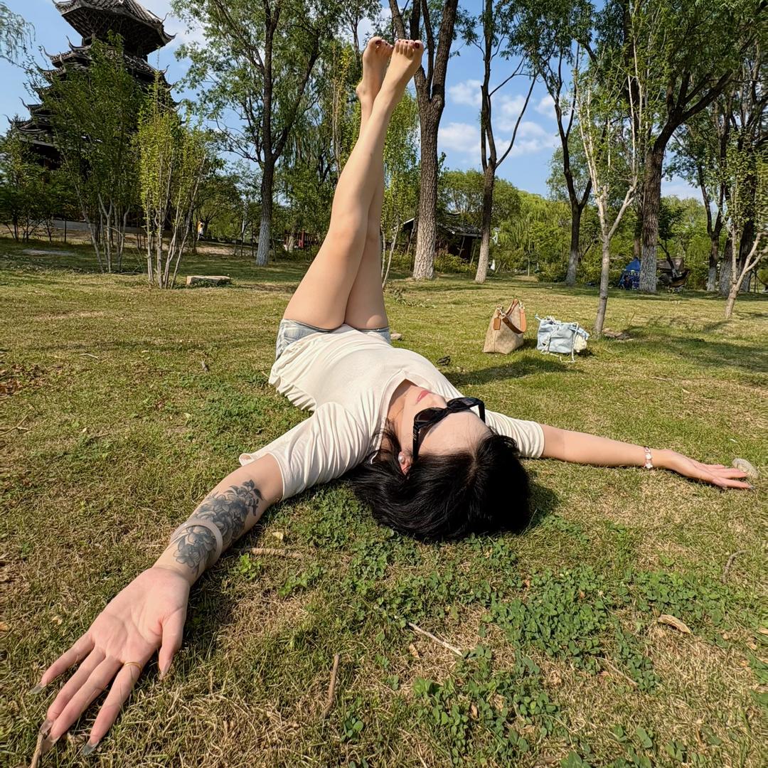 文文不想胖.