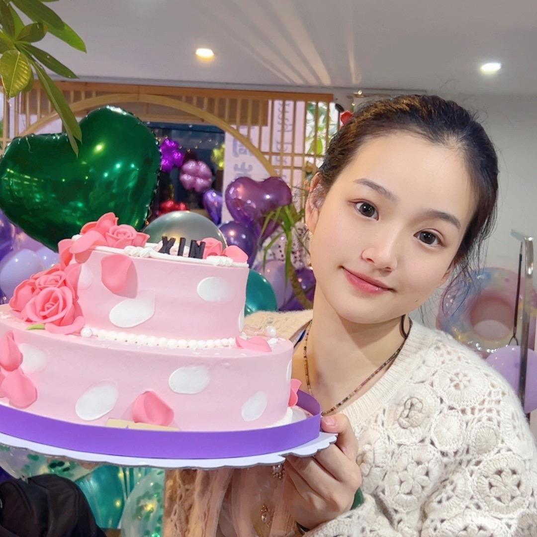 编绳姑娘程晓欣