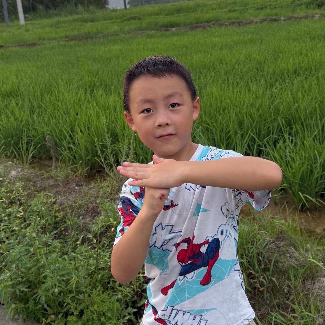 骏骏妈妈（涨粉中❤️）