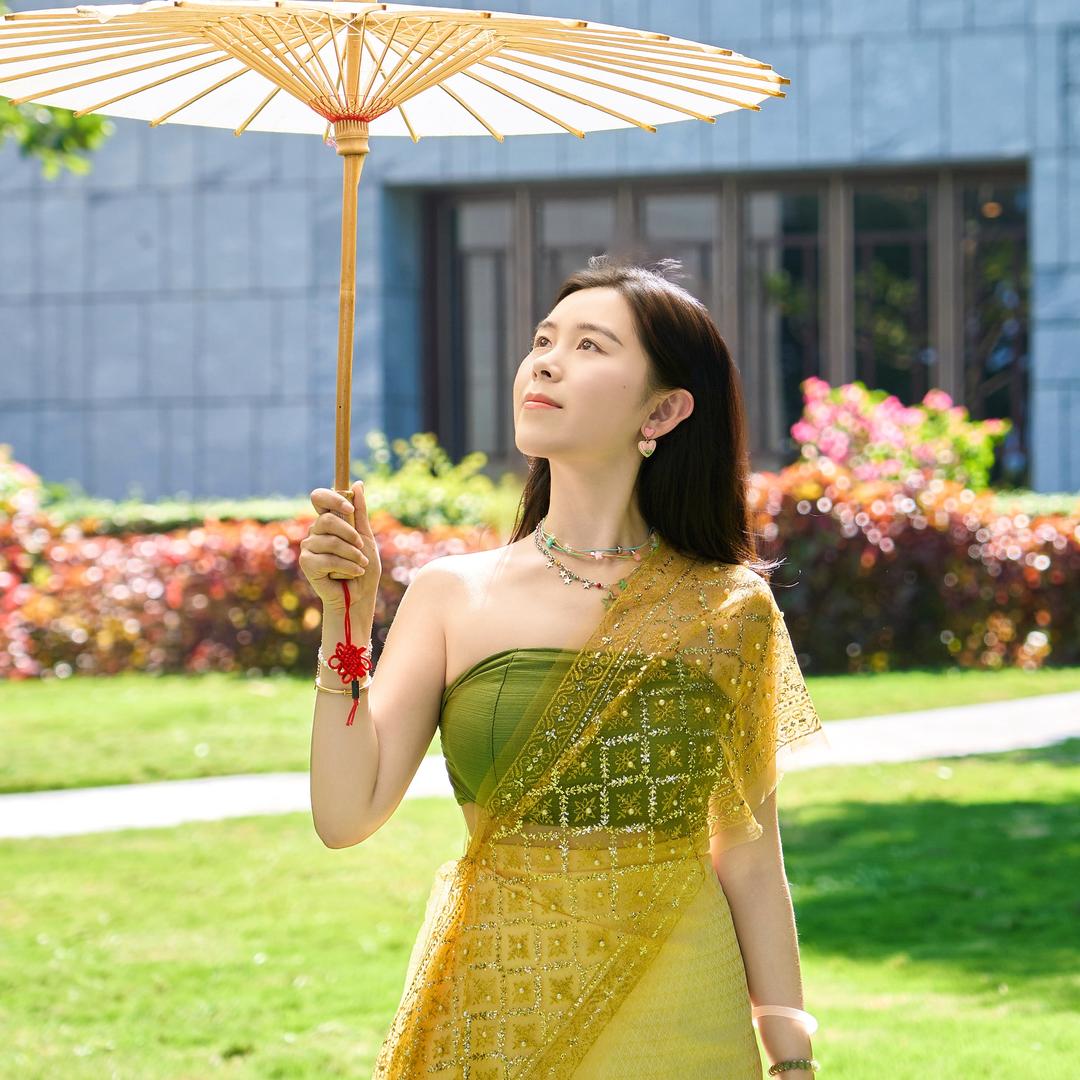 BlingBling你看我会发光