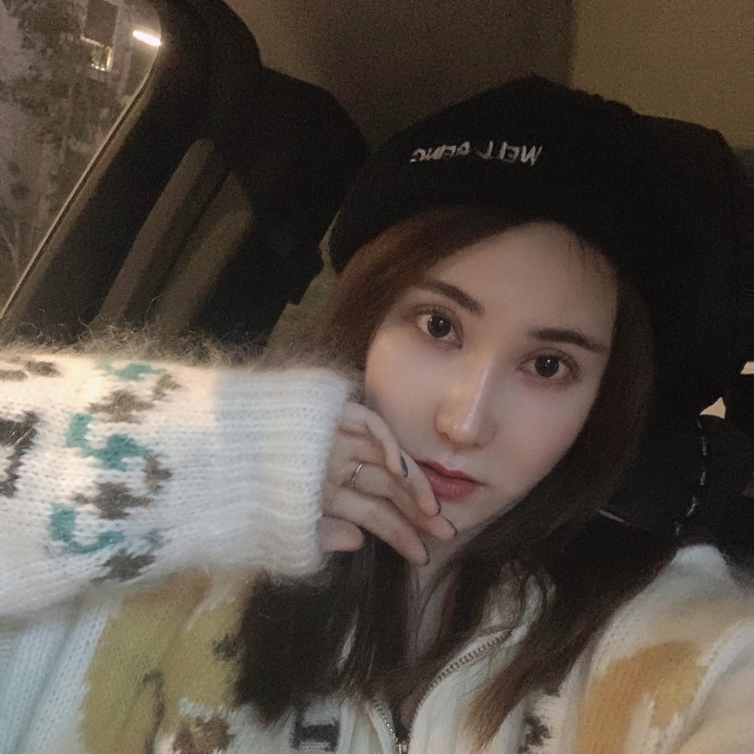 是珊珊吖～🖤