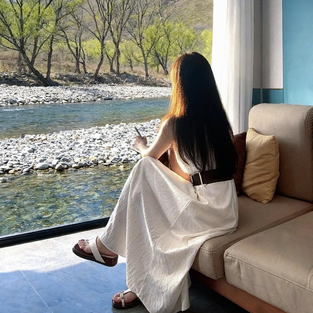 溪水南山 🏕  迎迎