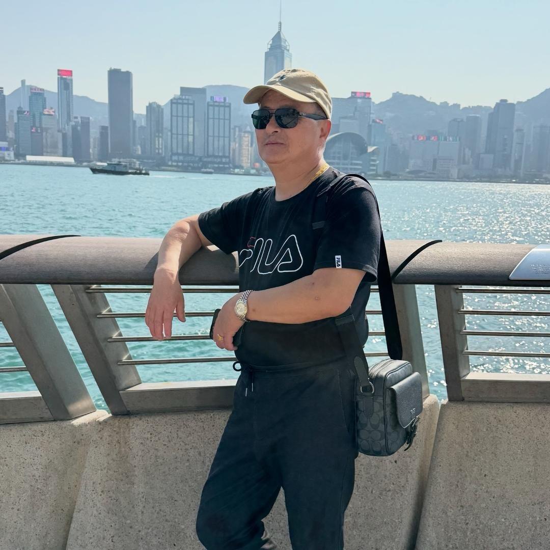 儒雅老头