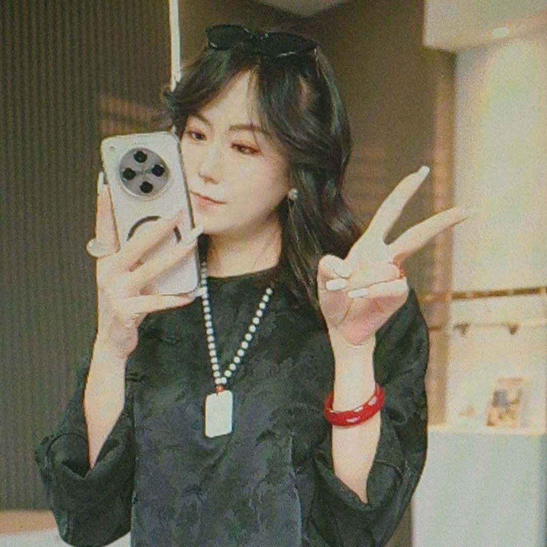 合姐设计牛仔裤
