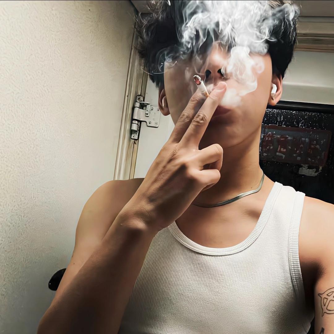 小彤