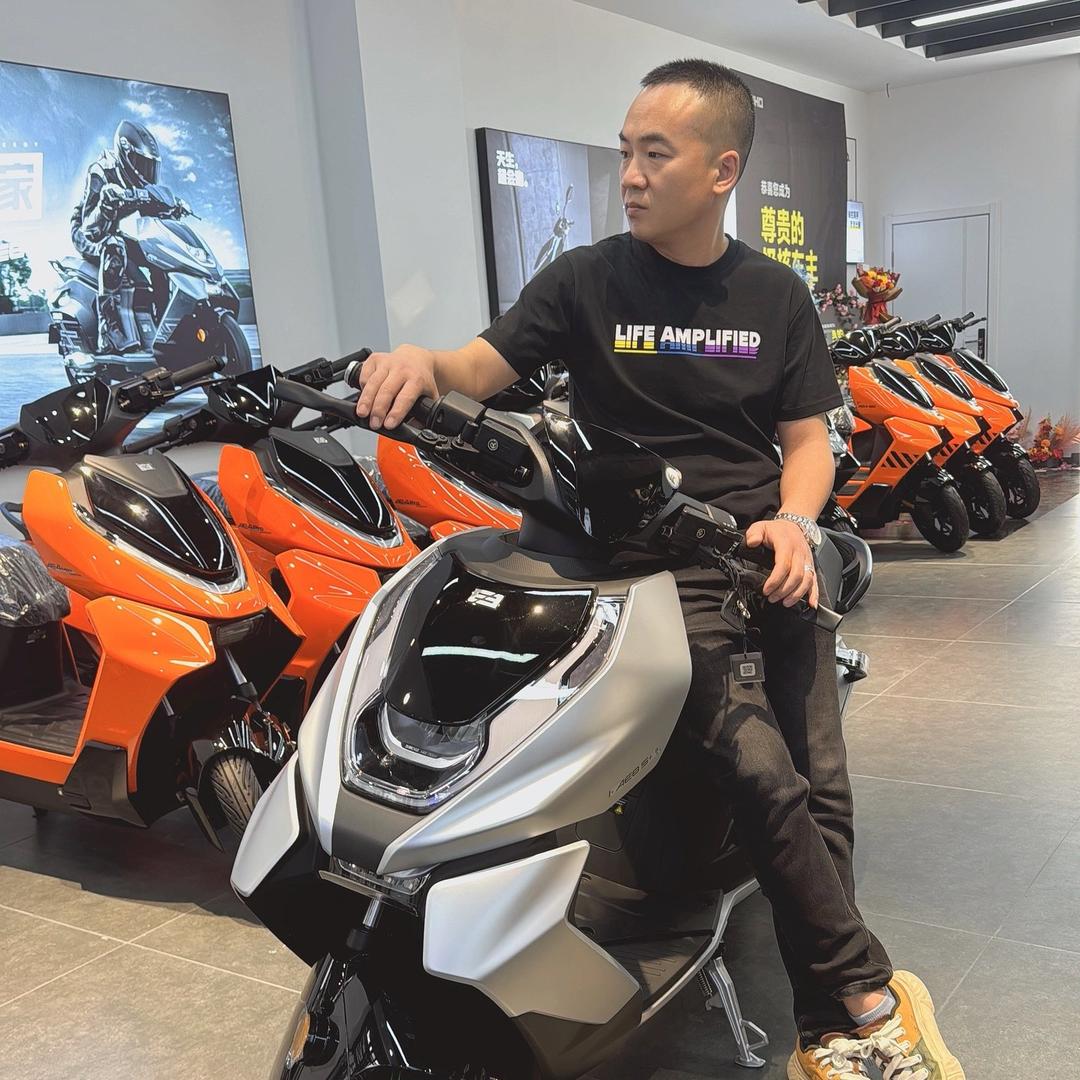 ZEEHO极核电动(遵义环城路店)专用号