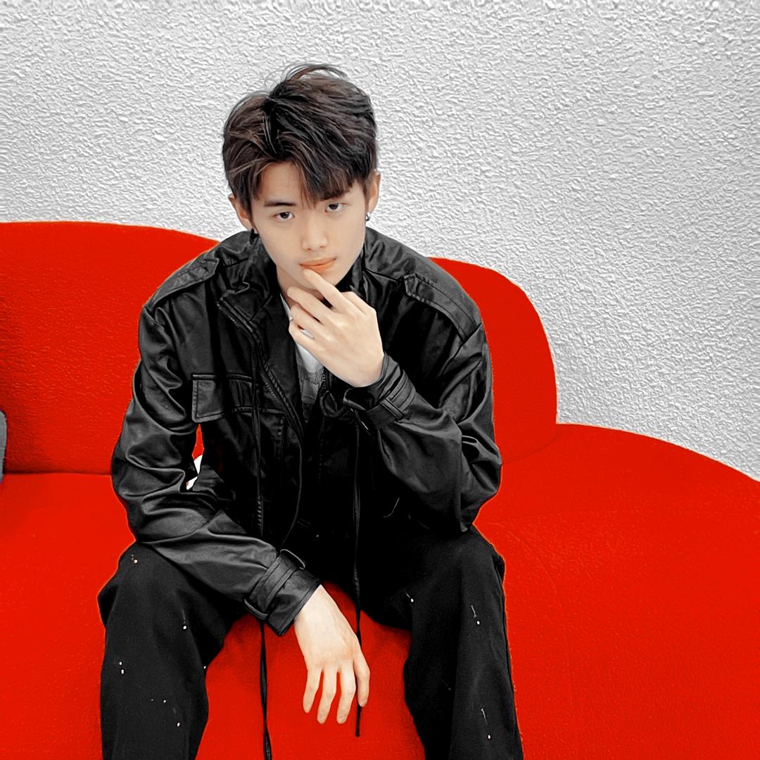 都匀觅镜造型-/雯杰