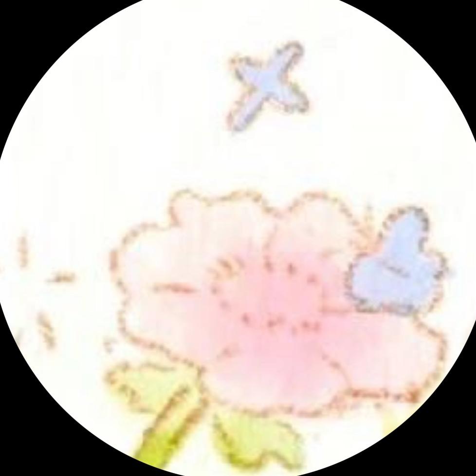 麻薯吃草