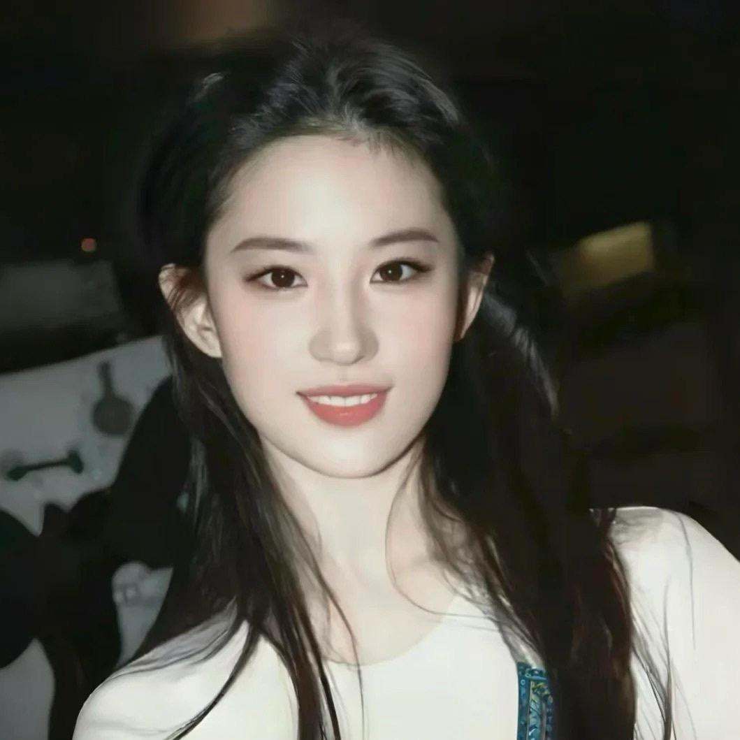 反叛美女