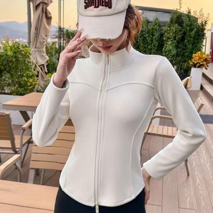 lucky女装工厂直销店