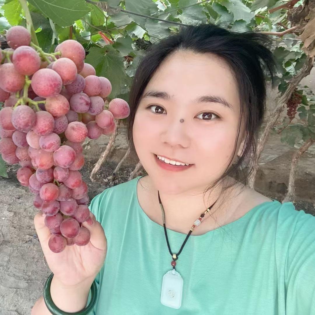 佳妹在新疆
