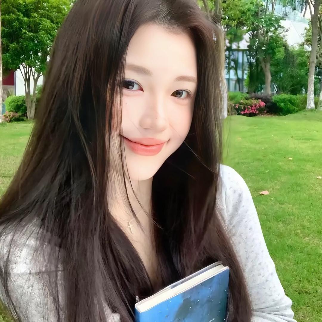 江小愚.