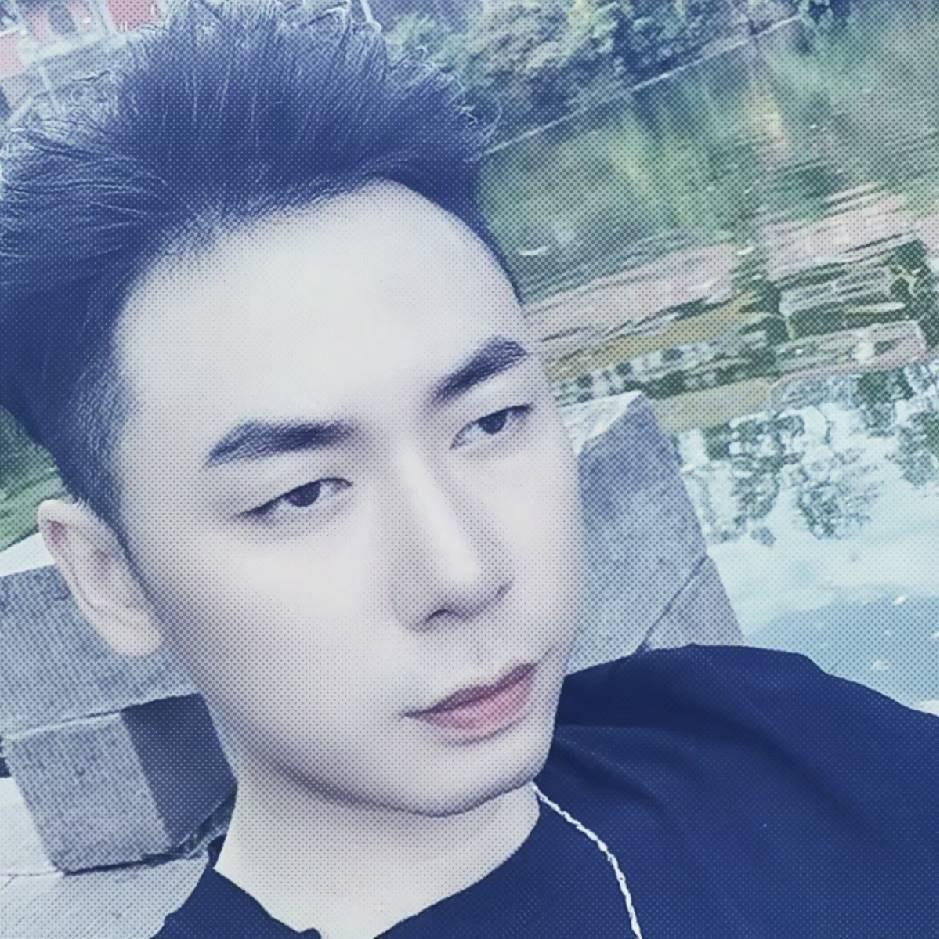 嫩嫩的老男人