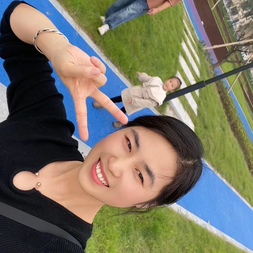 童桐彤中小童童装