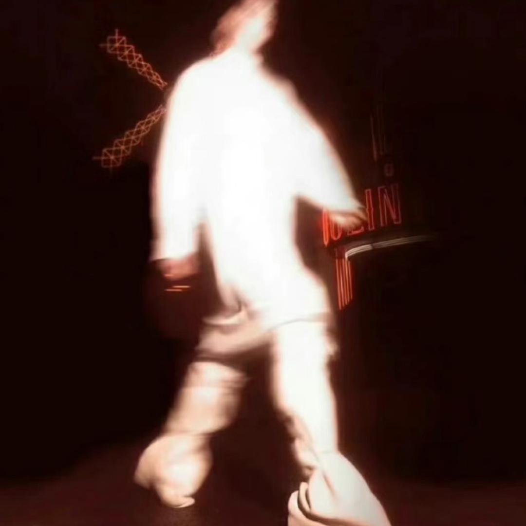 ￴ ￴ ￴￴ ￴L