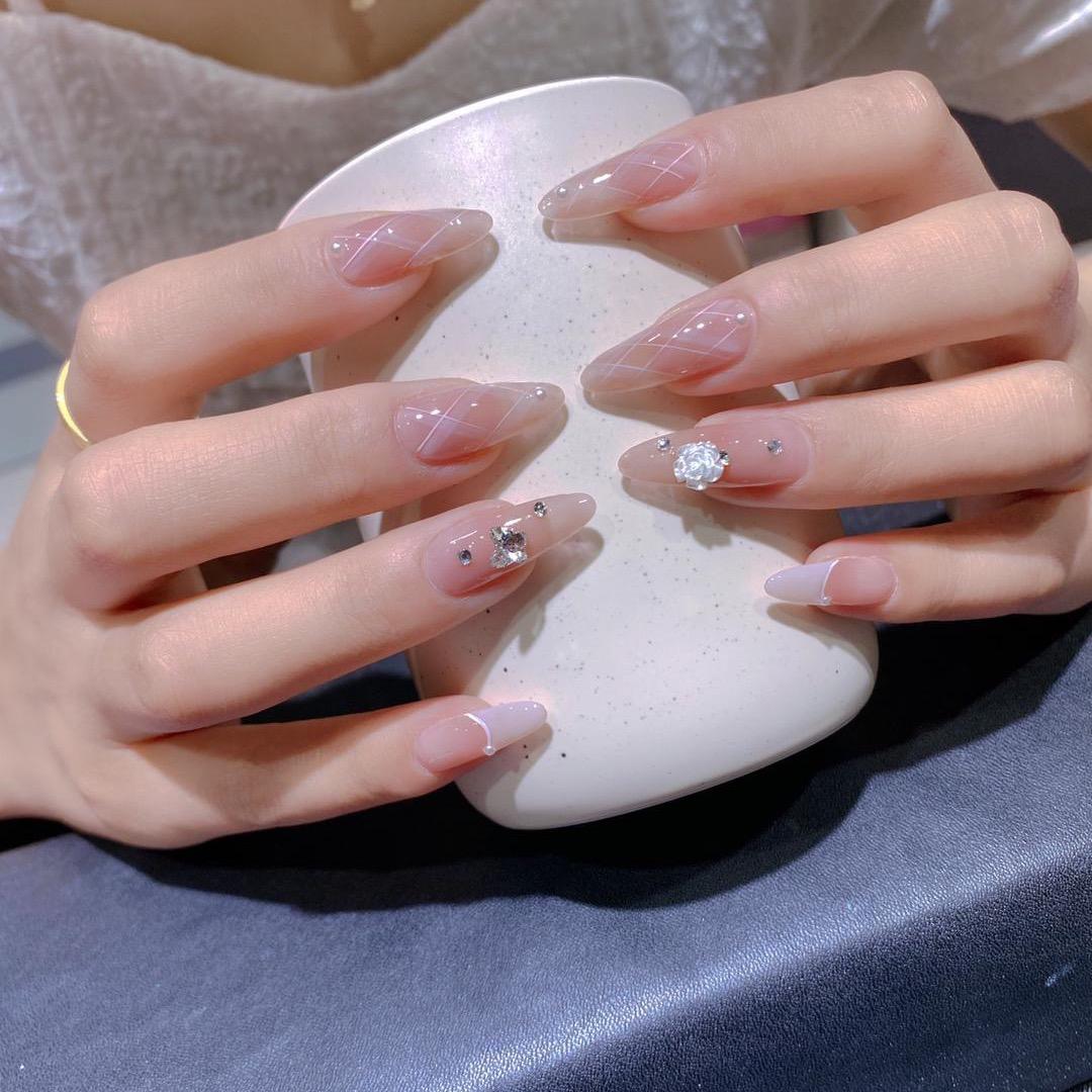 慕晨美业