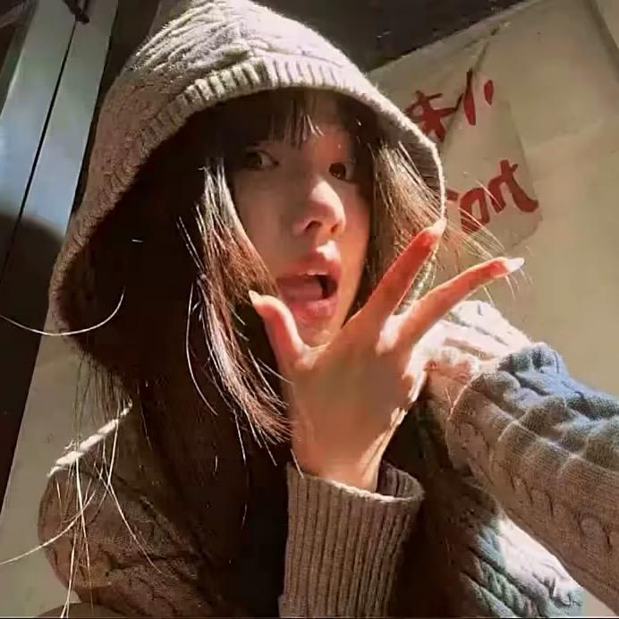啦啦/