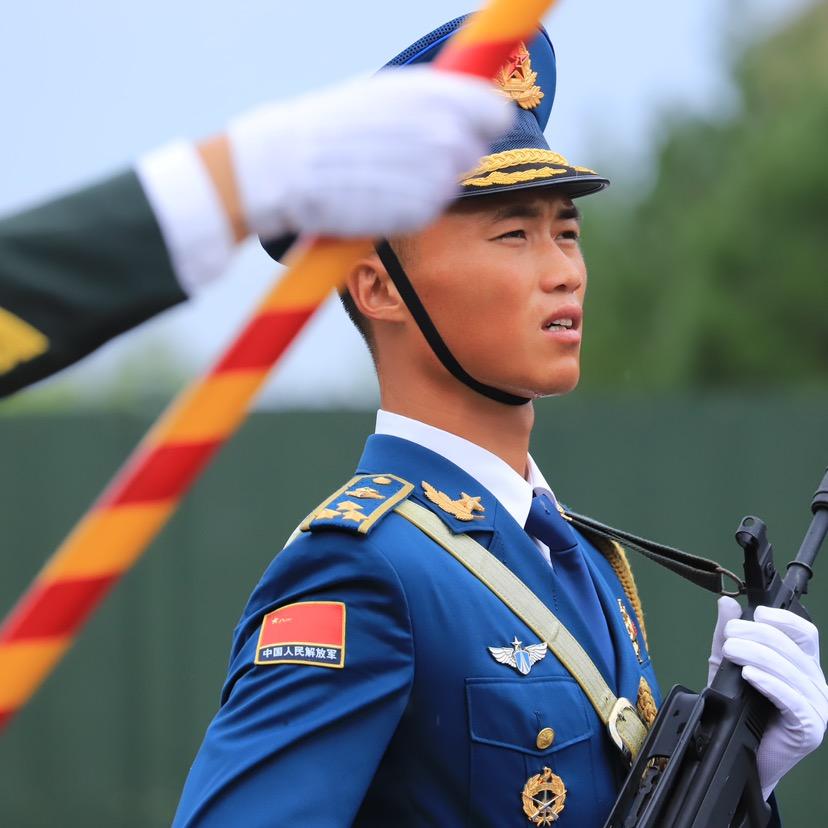 李国震