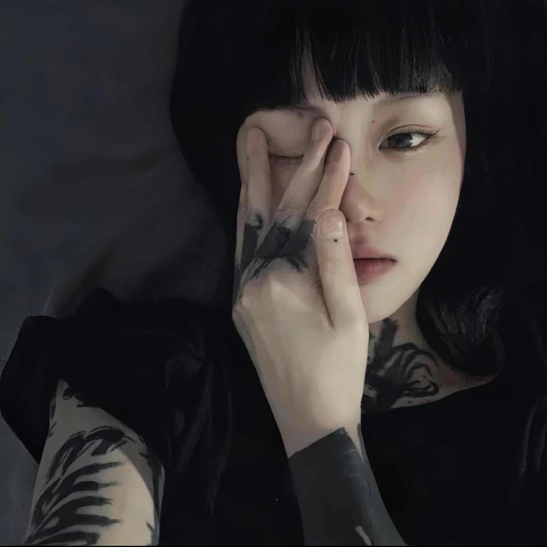 爱犯困的小蛋挞