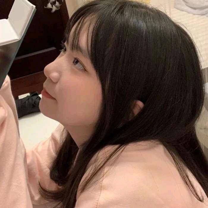 草莓jiojio